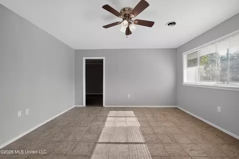 Living - 349 Queen Isabella, Jackson, MS 39209 photo 2 of 2