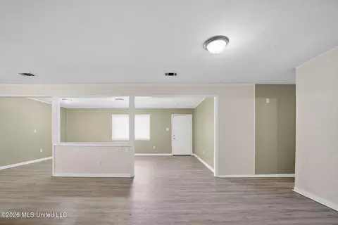 Living - 5656 Plemon St, Jackson, MS 39206 photo 7 of 28