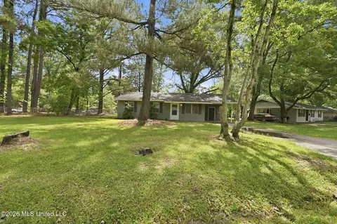 Exterior - 5656 Plemon St, Jackson, MS 39206 photo 6 of 10