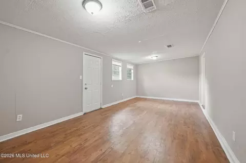 Living - 5656 Plemon St, Jackson, MS 39206 photo 24 of 28