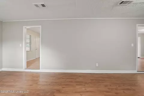 Living - 5656 Plemon St, Jackson, MS 39206 photo 25 of 28