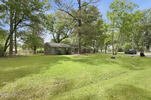 Exterior - 5656 Plemon St, Jackson, MS 39206 photo 7 of 10