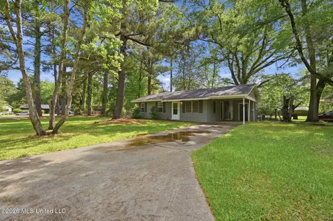 Exterior - 5656 Plemon St, Jackson, MS 39206 photo 5 of 10