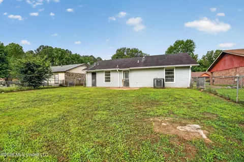 Exterior - 1704 Brookhollow Cir, Jackson, MS 39212 photo 1 of 6
