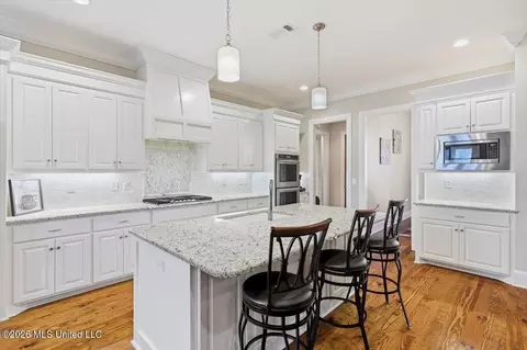 Kitchen - 113 First Colony Blvd, Madison, MS 39110 photo 3 of 3