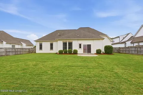 Exterior - 113 First Colony Blvd, Madison, MS 39110 photo 7 of 9