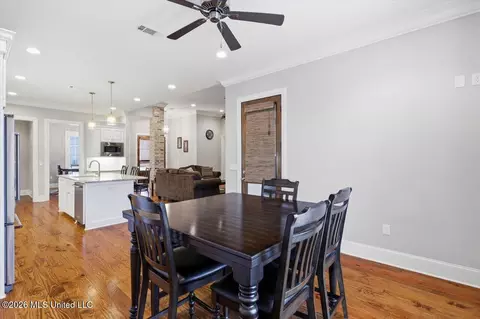 Dining - 113 First Colony Blvd, Madison, MS 39110 photo 2 of 4
