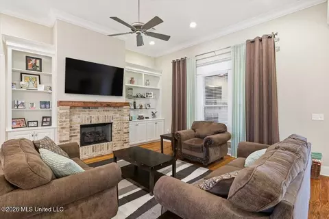 Living - 113 First Colony Blvd, Madison, MS 39110 photo 1 of 1