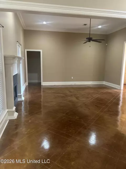 Living - 304 Riverton Ct, Byram, MS 39272 photo 3 of 3