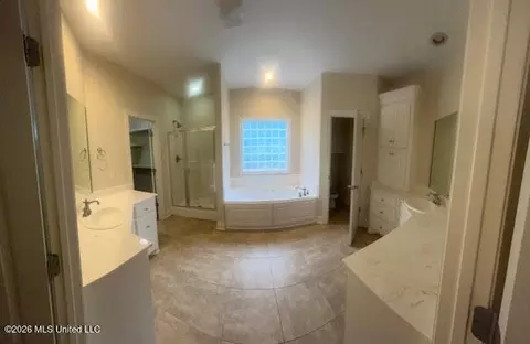 Other - 304 Riverton Ct, Byram, MS 39272 photo 5 of 12