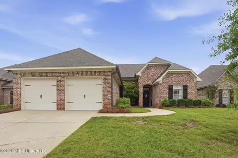 242 Stonebridge Blvd, Brandon, MS 39042