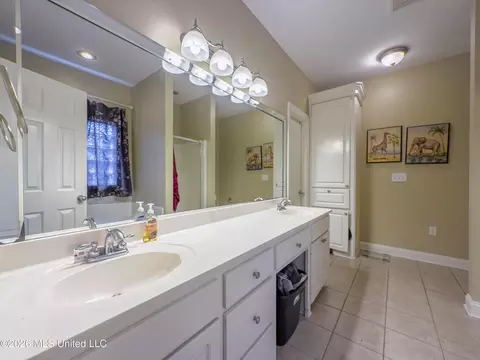 Bath - 107 Copper Ridge Ln, Florence, MS 39073 photo 3 of 5
