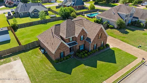 View/Area - 932 Gates St, Hernando, MS 38632 photo 3 of 8