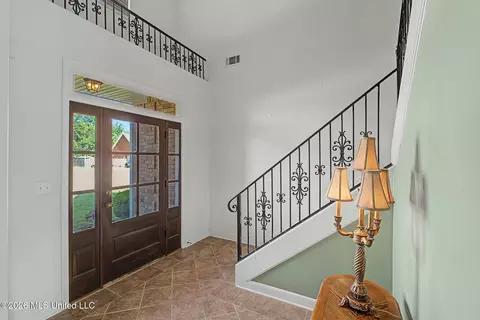 Entry Way - 932 Gates St, Hernando, MS 38632 photo 1 of 6