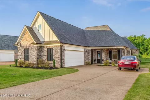 Exterior - 2150 Watson Vw, Nesbit, MS 38651 photo 3 of 8