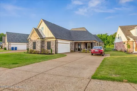 Exterior - 2150 Watson Vw, Nesbit, MS 38651 photo 4 of 8