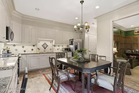 Kitchen - 243 Eastbrooke St, Jackson, MS 39216 photo 1 of 6