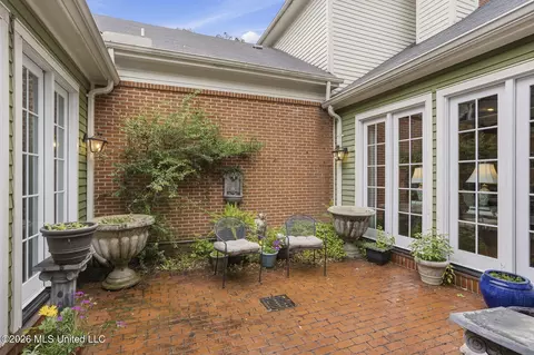 Exterior - 243 Eastbrooke St, Jackson, MS 39216 photo 6 of 8