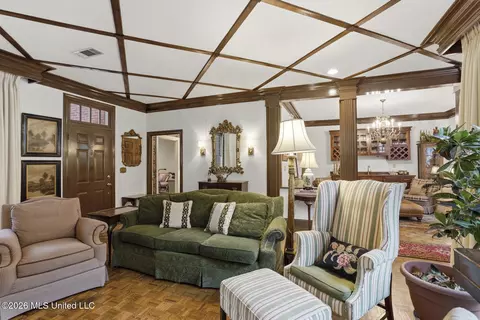 Living - 243 Eastbrooke St, Jackson, MS 39216 photo 4 of 4