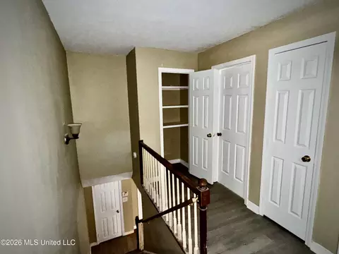 Entry Way - 11011102 Jamestown Way, Jackson, MS 39211 photo 1 of 2