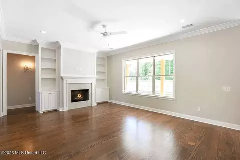 Living - 276 Harris Cir, Madison, MS 39110 photo 3 of 7