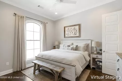 Bedroom - 276 Harris Cir, Madison, MS 39110 photo 5 of 10