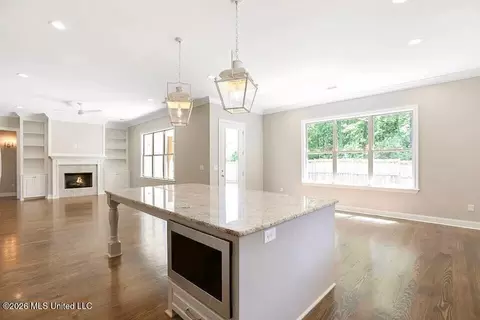 Living - 276 Harris Cir, Madison, MS 39110 photo 7 of 7