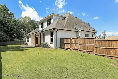 Exterior - 276 Harris Cir, Madison, MS 39110 photo 5 of 6