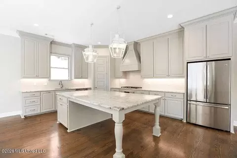 Kitchen - 276 Harris Cir, Madison, MS 39110 photo 1 of 4