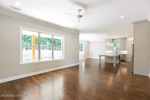 Living - 276 Harris Cir, Madison, MS 39110 photo 1 of 7