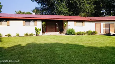 415 Wilson Dr, Mccomb, MS 39648