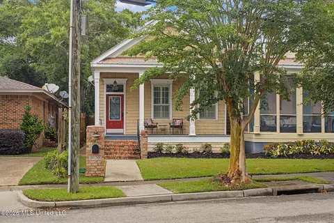 1620 2nd St, Gulfport, MS 39501