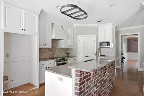Kitchen - 124 Pine Oak Ln, Florence, MS 39073 photo 1 of 1