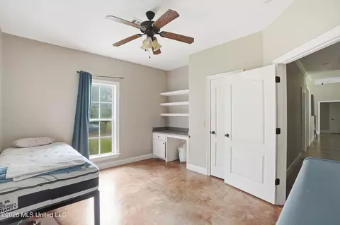 Bedroom - 124 Pine Oak Ln, Florence, MS 39073 photo 3 of 6