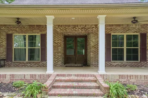 Exterior - 124 Pine Oak Ln, Florence, MS 39073 photo 2 of 7