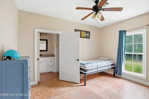 Bedroom - 124 Pine Oak Ln, Florence, MS 39073 photo 1 of 6