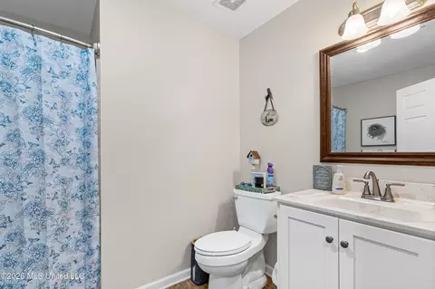 Bath - 6759 Trinity Dr, Hernando, MS 38632 photo 3 of 3