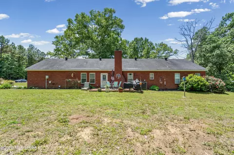 Exterior - 6759 Trinity Dr, Hernando, MS 38632 photo 8 of 8