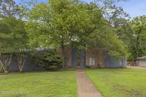 Exterior - 5422 River Thames Rd, Jackson, MS 39211 photo 2 of 6