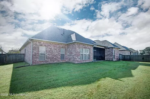 Exterior - 117 Sweetbriar Dr, Canton, MS 39046 photo 5 of 6