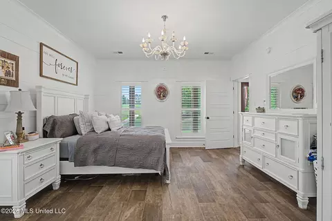Bedroom - 5665 Mcingvale Rd, Hernando, MS 38632 photo 2 of 6
