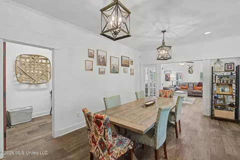 Dining - 5665 Mcingvale Rd, Hernando, MS 38632 photo 2 of 2