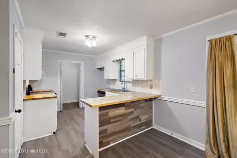 Other - 548 Vineland Dr, Jackson, MS 39212 photo 1 of 4