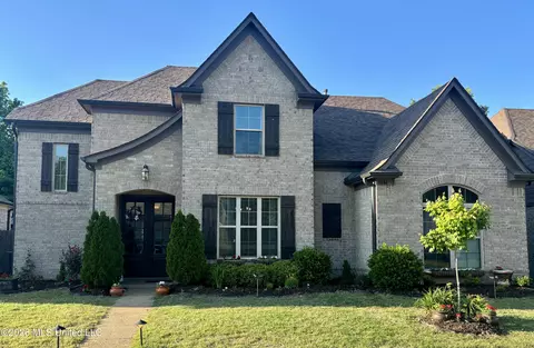 5864 Stonecrest Dr, Olive Branch, MS 38654