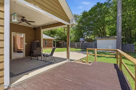Exterior - 602 Treeline Dr, Brandon, MS 39042 photo 4 of 6