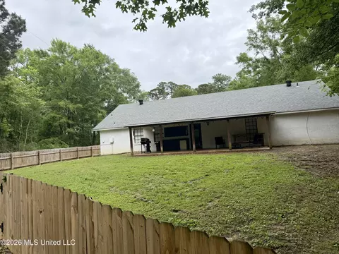 Exterior - 2112 Cleary Rd, Florence, MS 39073 photo 13 of 16