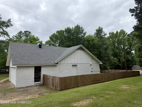 Exterior - 2112 Cleary Rd, Florence, MS 39073 photo 7 of 16