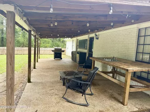 Exterior - 2112 Cleary Rd, Florence, MS 39073 photo 14 of 16