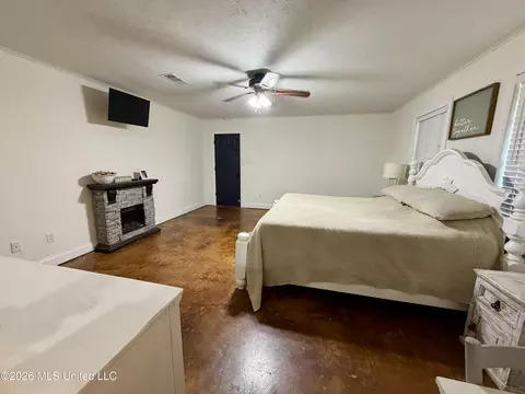Bedroom - 2112 Cleary Rd, Florence, MS 39073 photo 4 of 6