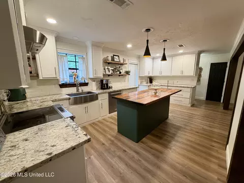 Kitchen - 2112 Cleary Rd, Florence, MS 39073 photo 7 of 7